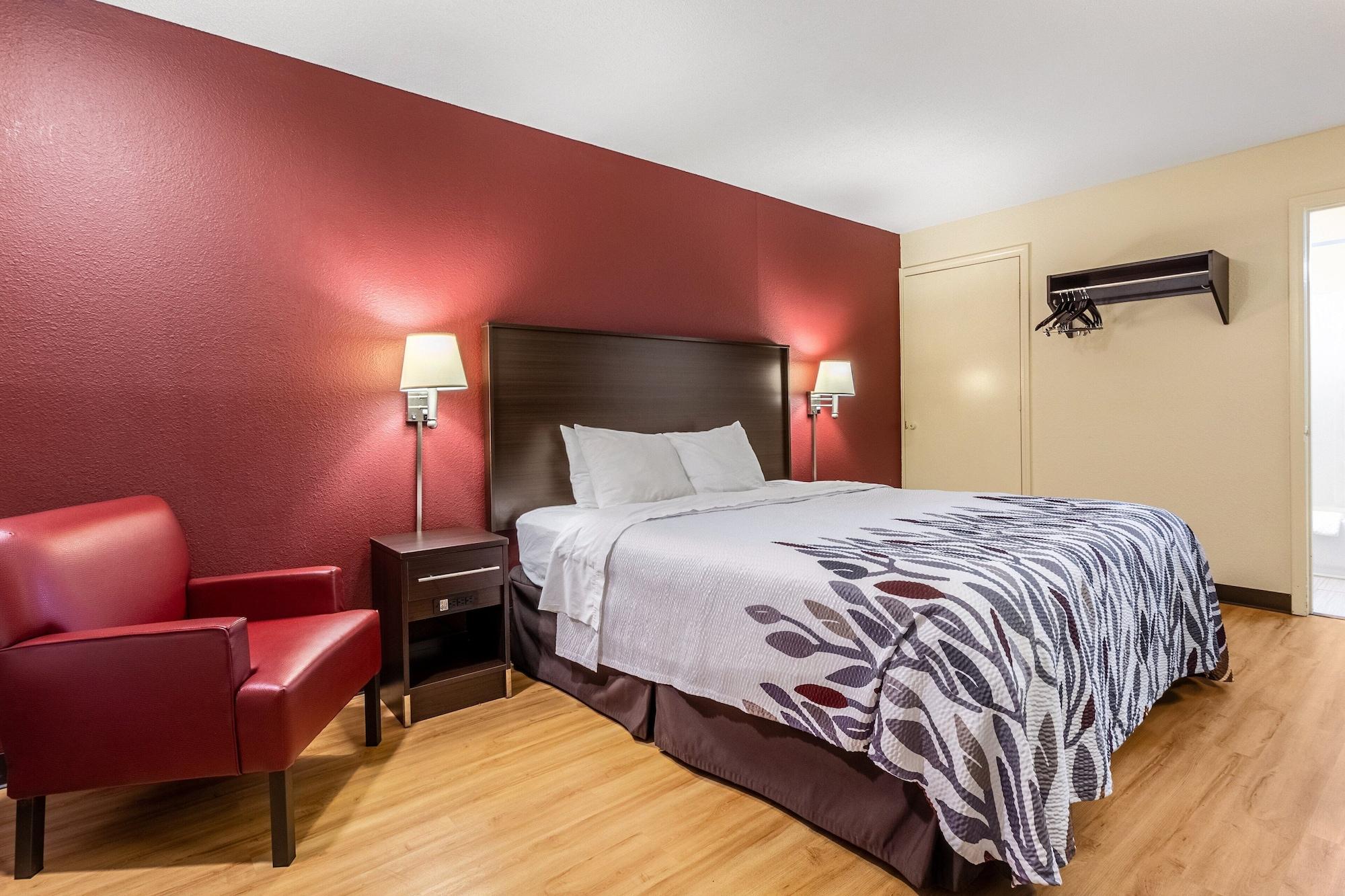 Red Roof Inn Скоттсберг Экстерьер фото