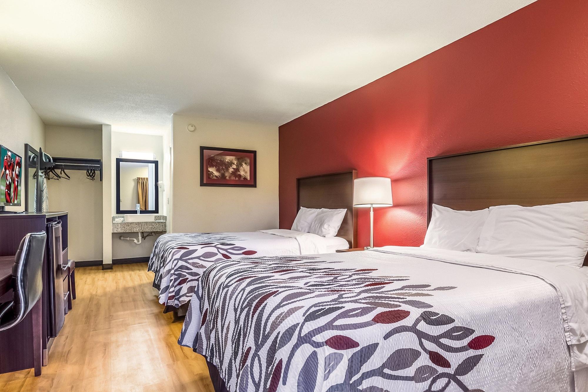 Red Roof Inn Скоттсберг Экстерьер фото